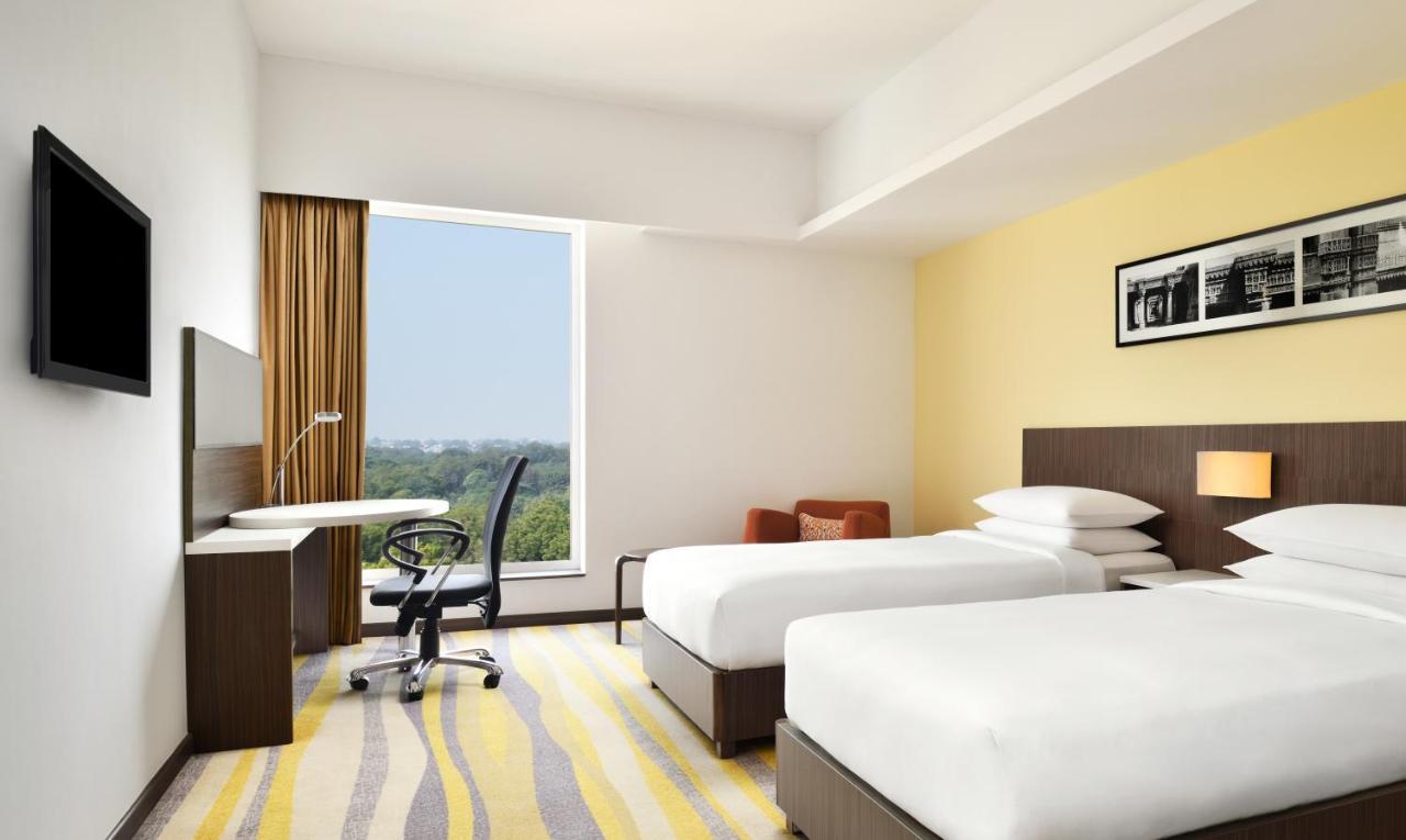 Fairfield By Marriott Ahmedabad Hotel Екстериор снимка